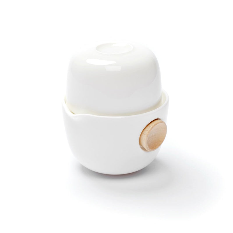 Komination aus Kanne, Filter und Tasse aus Porzellan. Füllmenge 130 ml  Teekanne Be-Bop White Paper & Tea